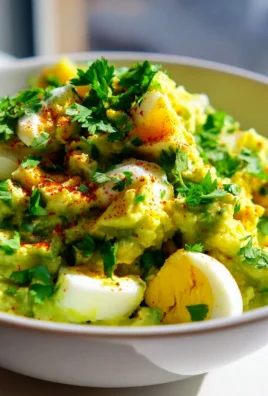 Köstliche Keto Avocado Eiersalat Bowl – Dein schnelles Low-Carb Gericht