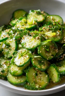 Koreanischer Gurkensalat: Cremig-frisch mit Sesam Tahini